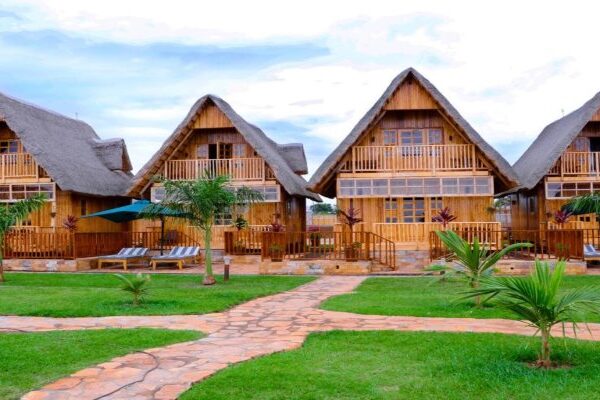 Pelican Lodge