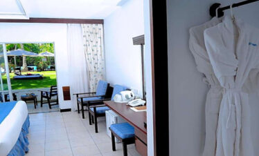 3 Days Voyager Beach Resort SGR Package
