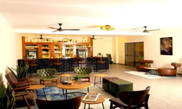 Pay 3 Stay 4 Nights - Zebra Valley